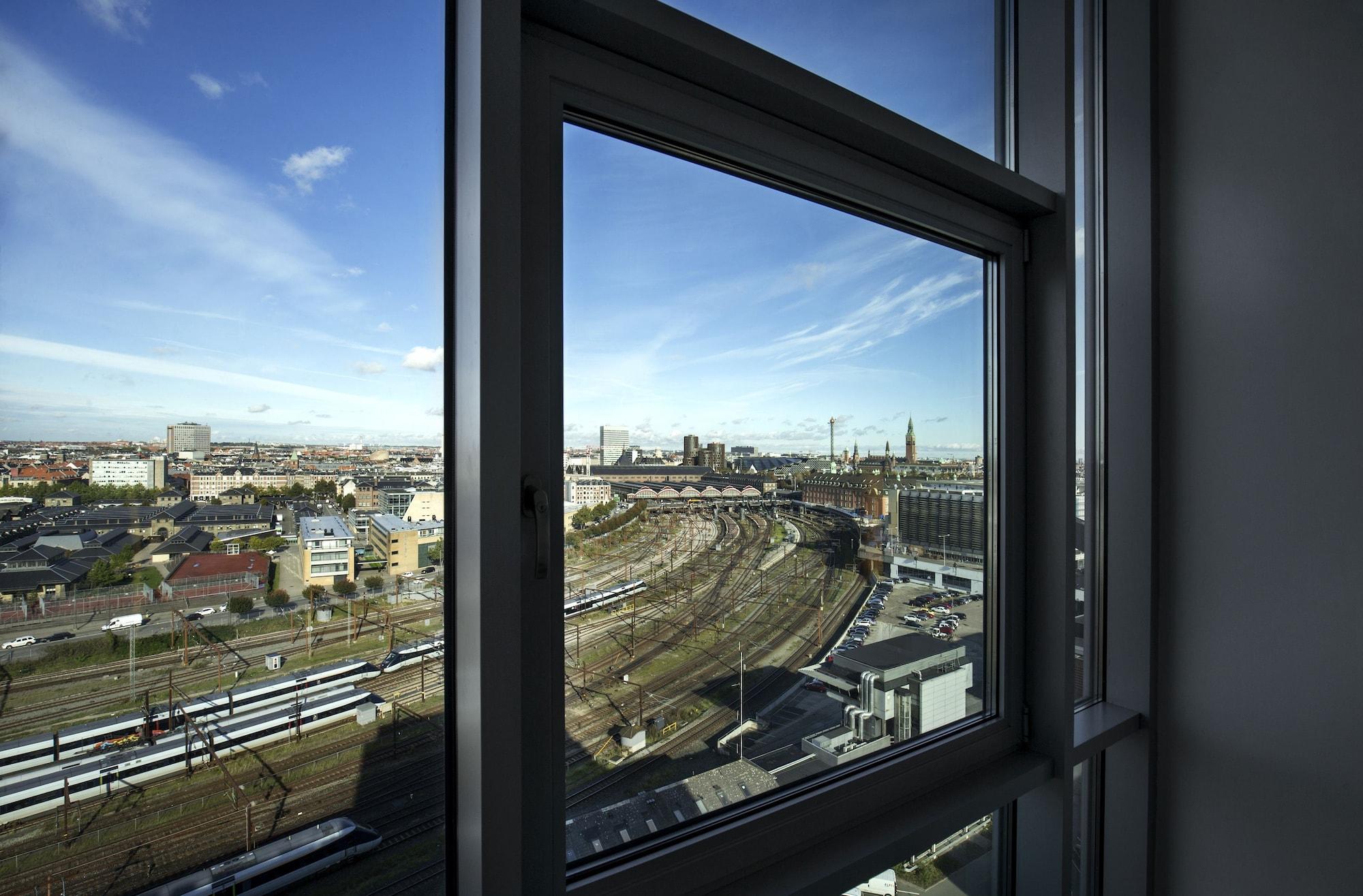 Wakeup Copenhagen - Carsten Niebuhrs Gade Hotel Exterior photo